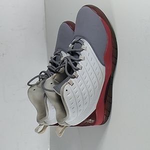 Nike White And Grey Size 5.5 Unisex Walking Sneakers.